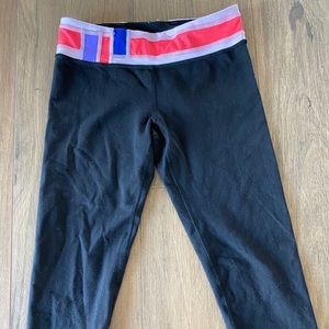 Girls Ivivva rhythmic crops, reversible!